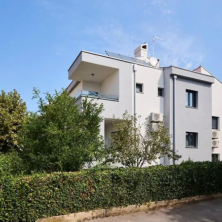 House Tinis Umag