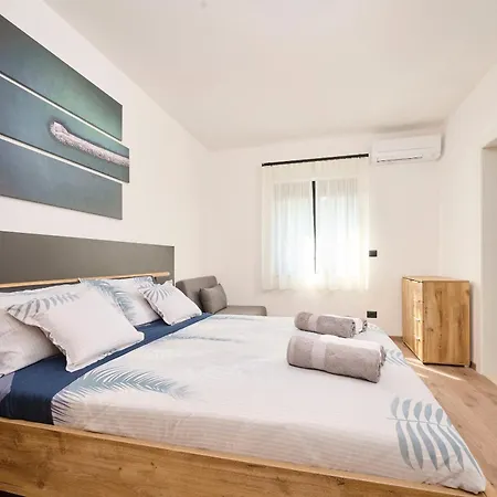 דירה House Tinis אומאג